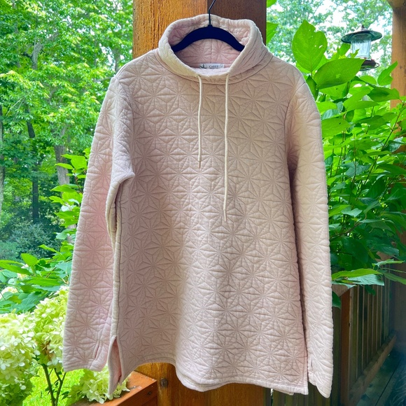 Carve Designs Pink quilted cowl neck sweater size small - Picture 1 of 3